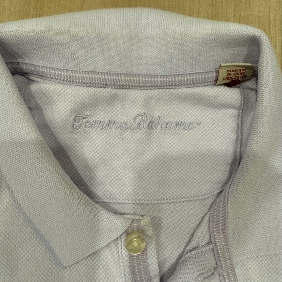 Men’s short sleeve polo Size L from Tommy Bahama in a lilac colour 100% cotton - Picture 3 of 6